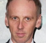 Ewen Bremner